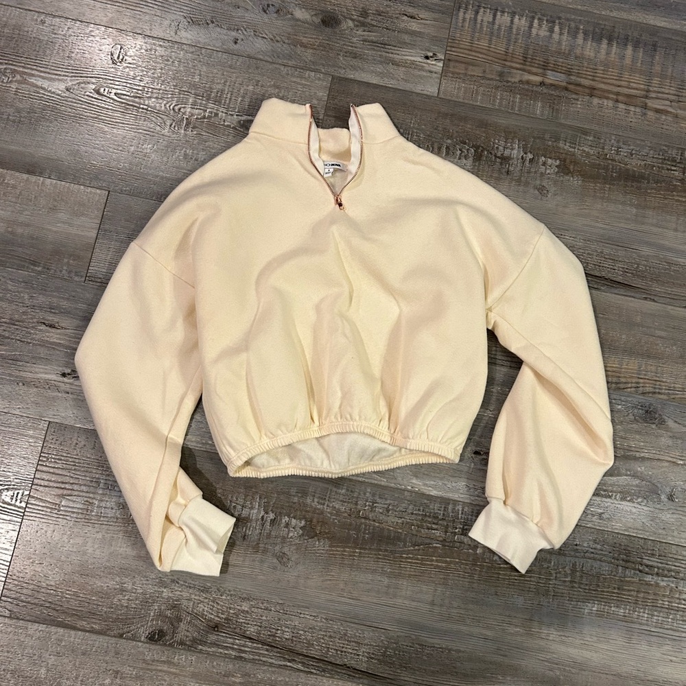 Fashion Nova Sweatshirt